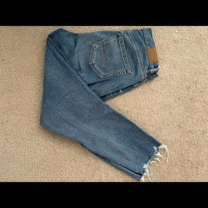 Women’s high waisted mom jeans
